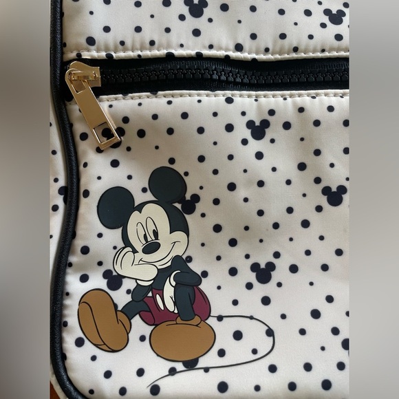 Disney Bioworld Black/White Mickey Mouse Crossbody Bag & Tech Pouch - Picture 2 of 7